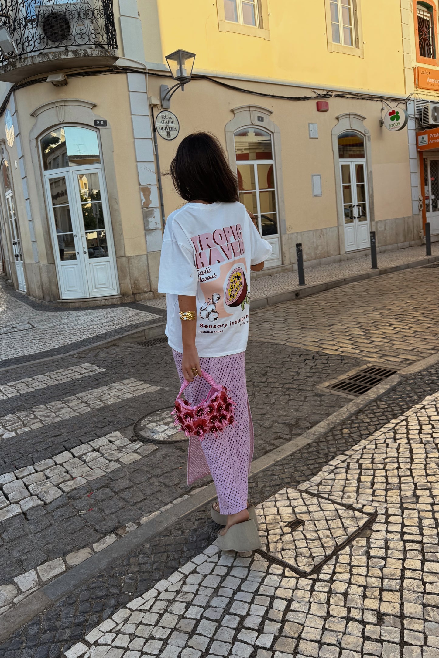T-shirt "Tropic Haven"