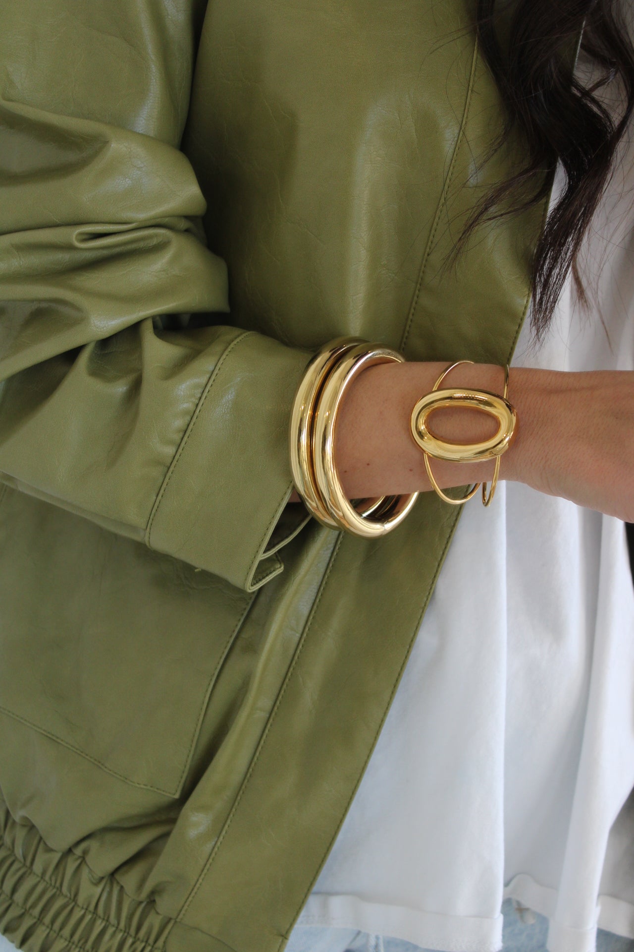Oval Cut-Out Cuff