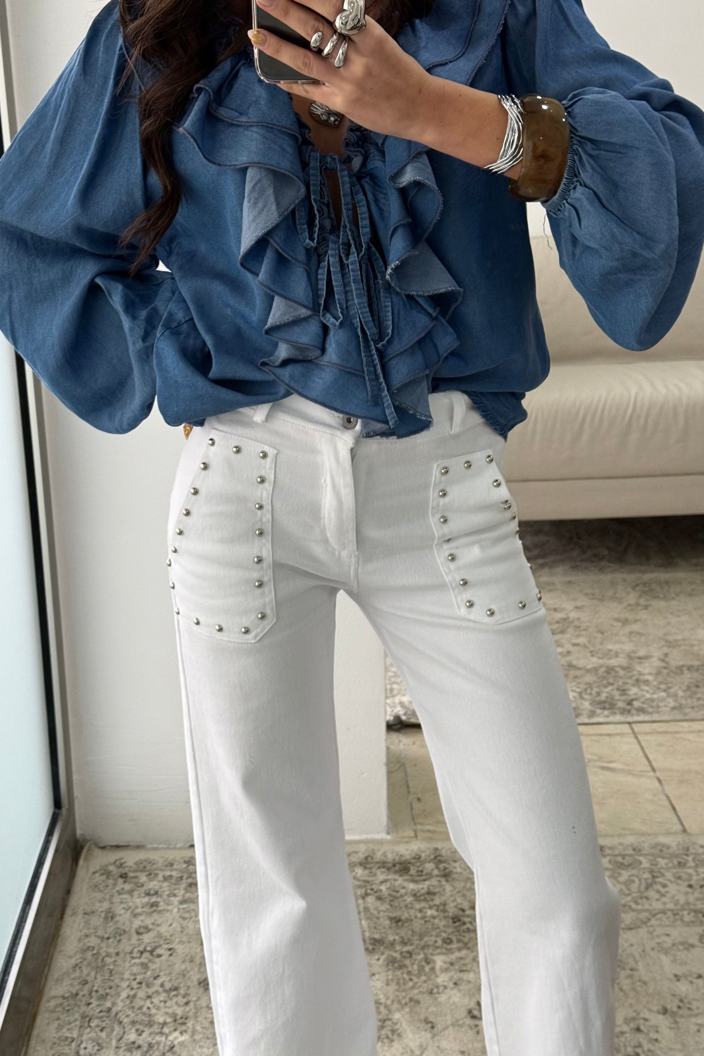 Jeans with Front Pockets and Stud