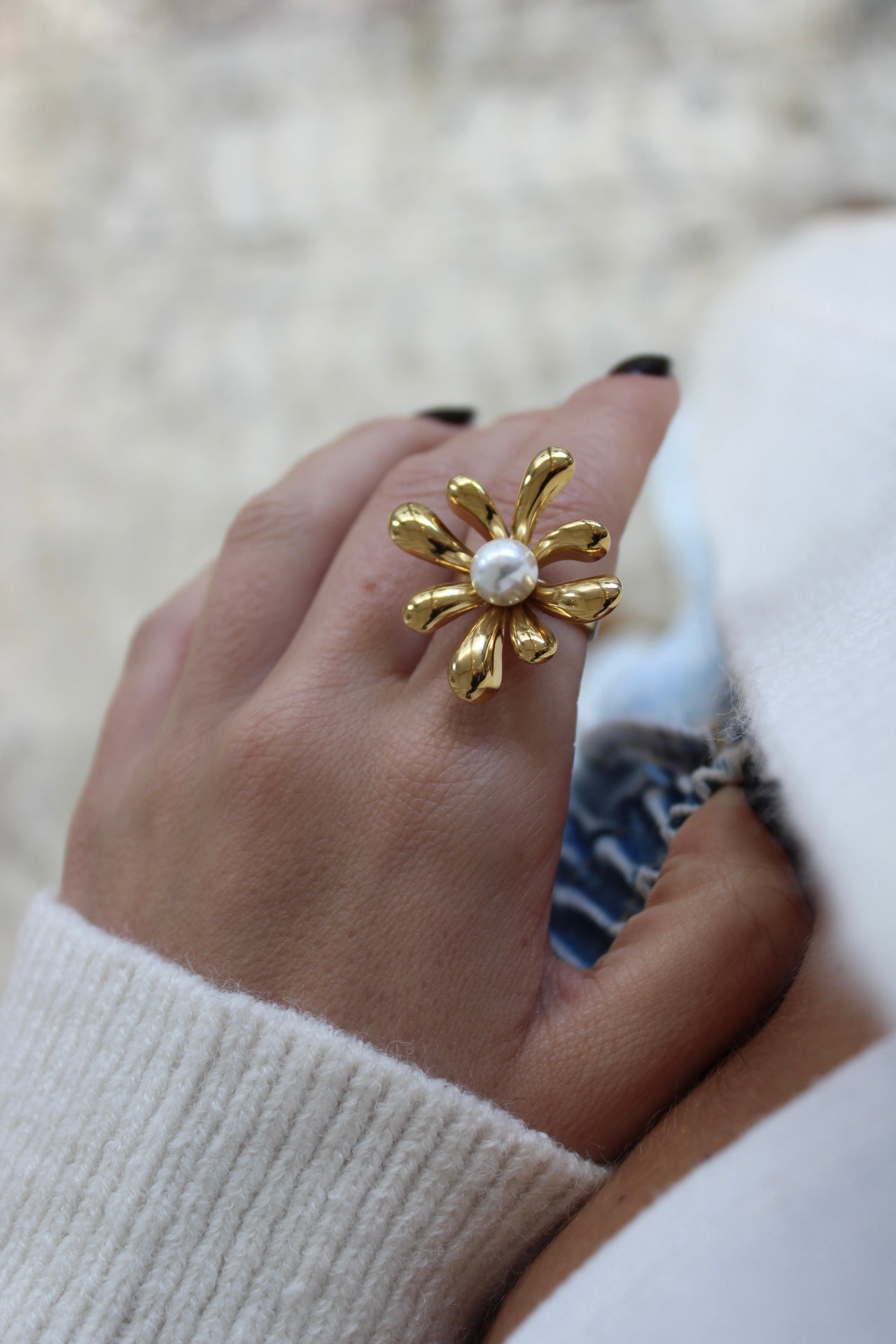 Flower Ring with Pearl