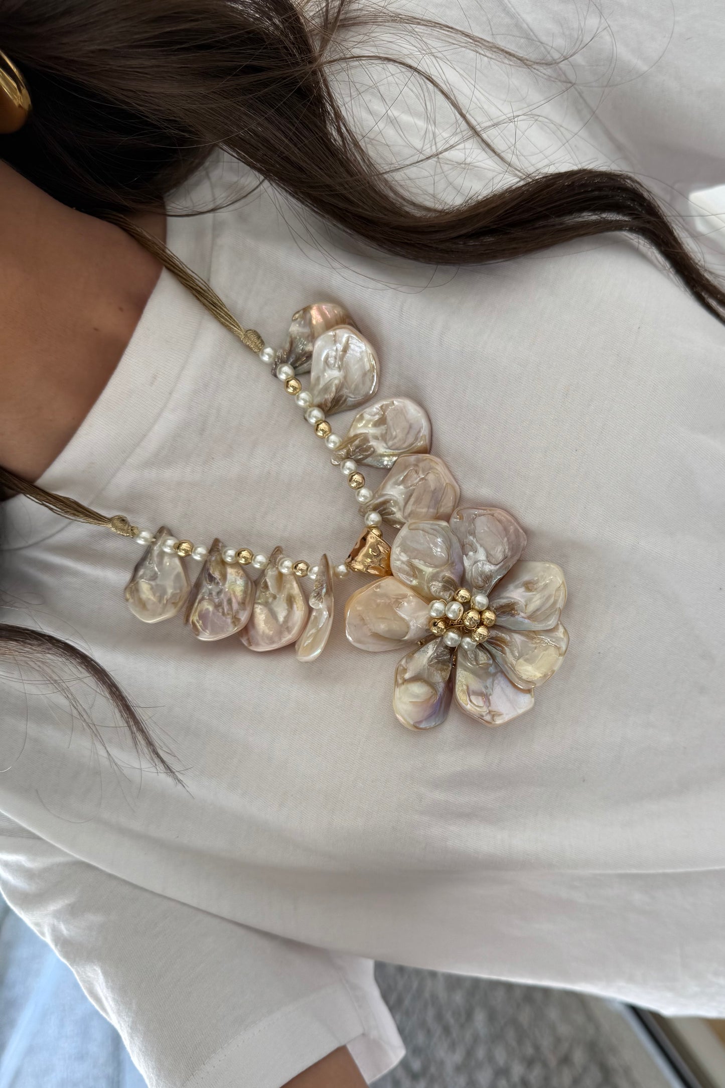 Maxi Necklace with Shells