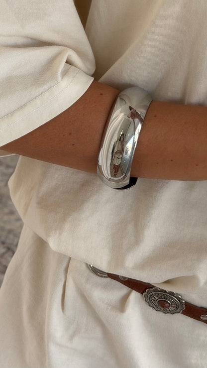Silver Bold Bracelet