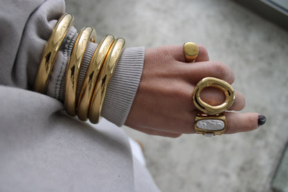 Oval Cut Out Ring