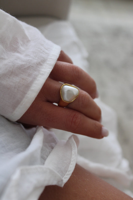 Pearl Ring