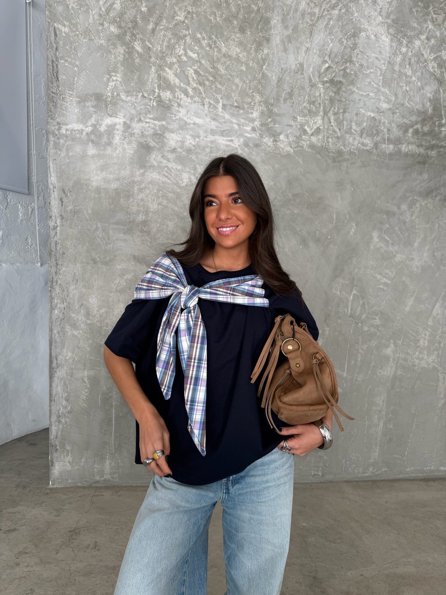 Cool Girl Bow T-Shirt – Navy