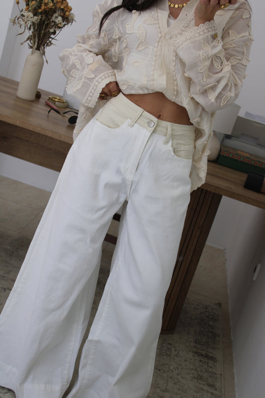Wide Leg Jeans with Beige Waist