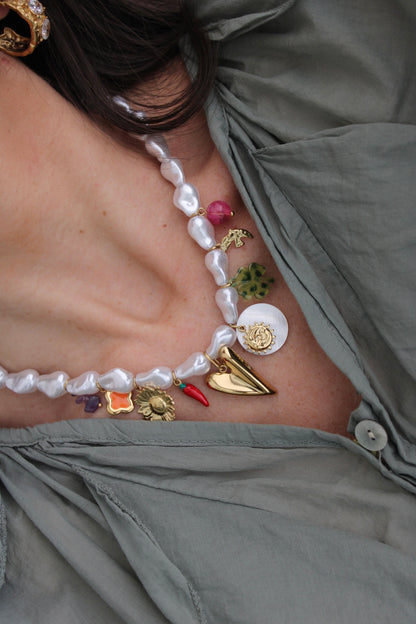 Pearl Necklace with Pendants