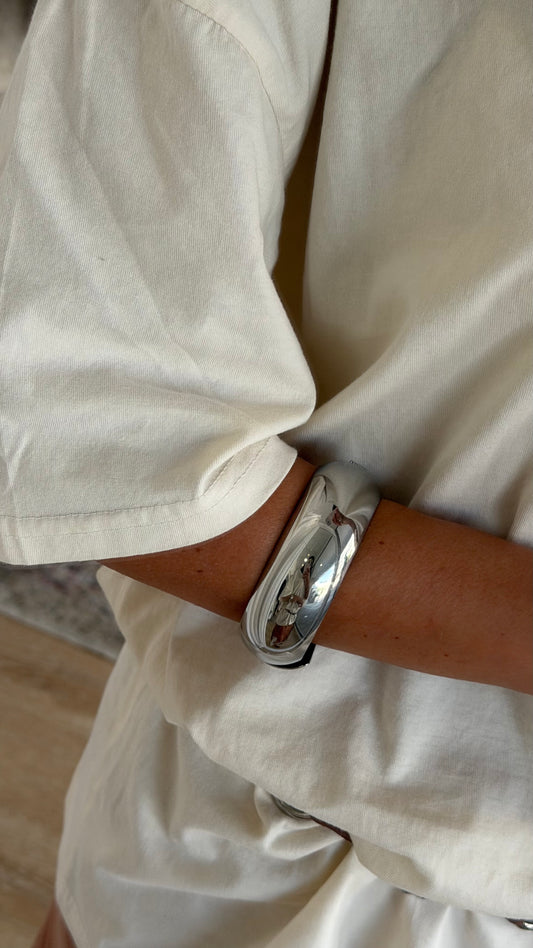 Silver Bold Bracelet