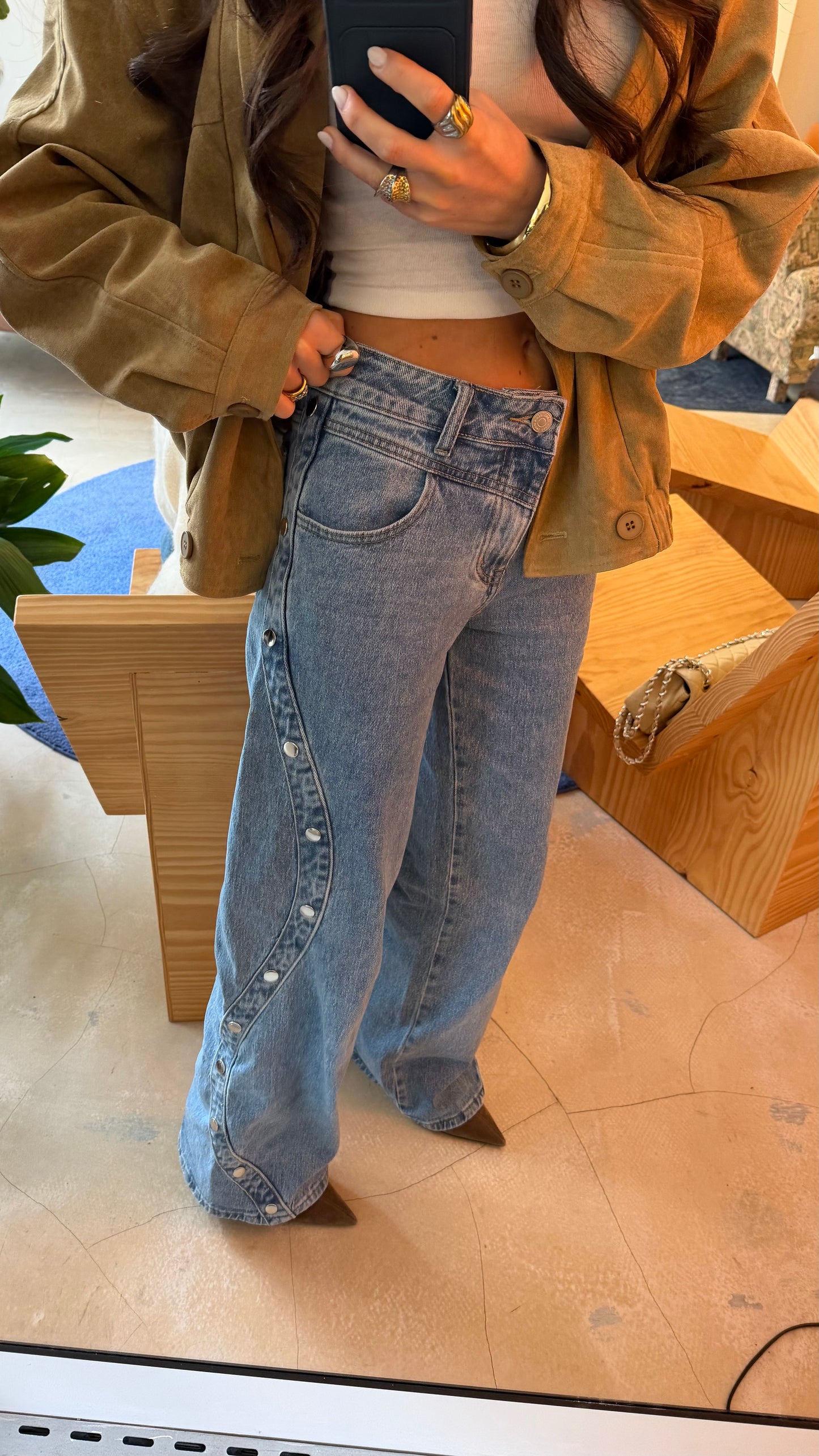 Side Button Wide-Leg Jeans