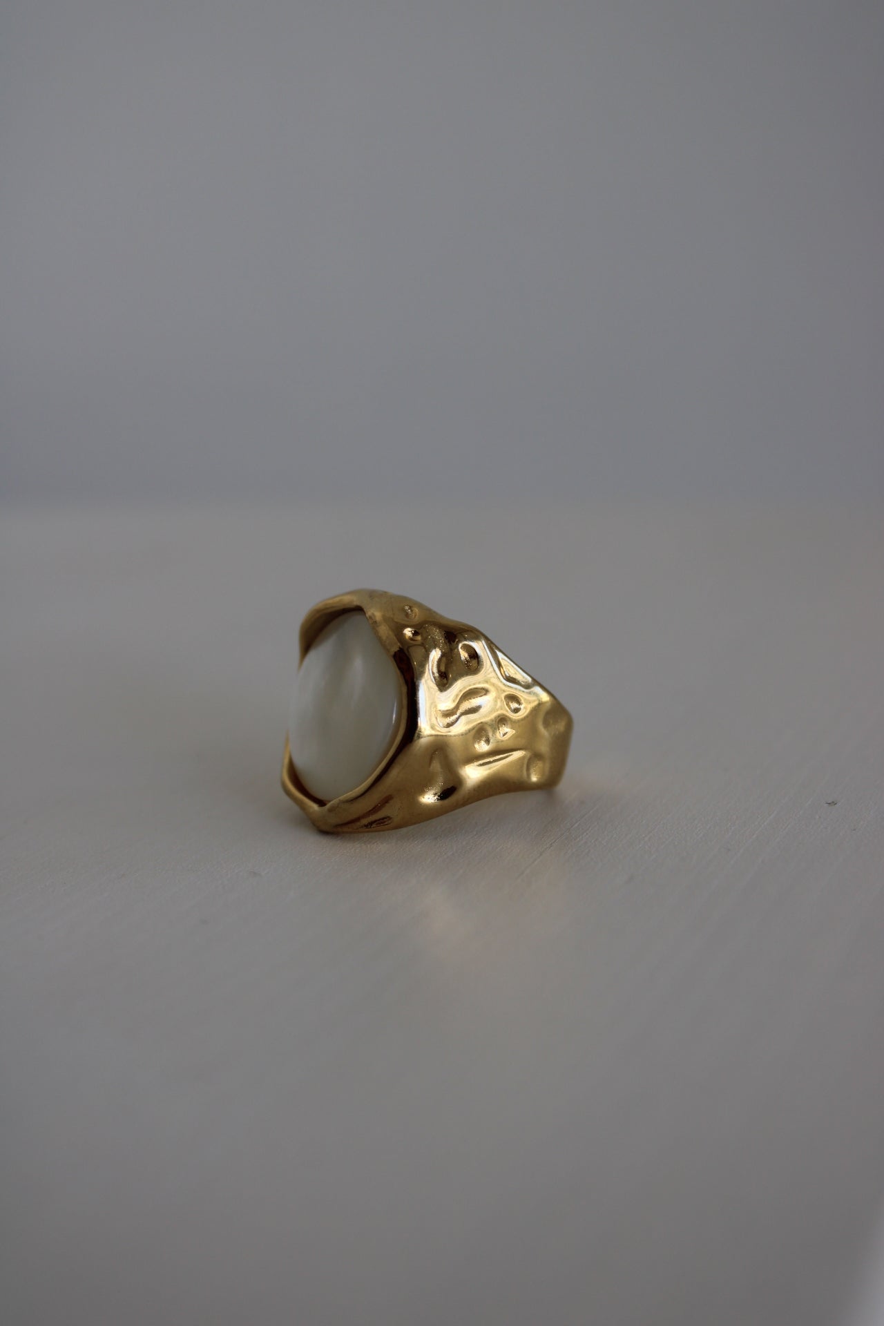 Mother of Pearl Gemstone Ring