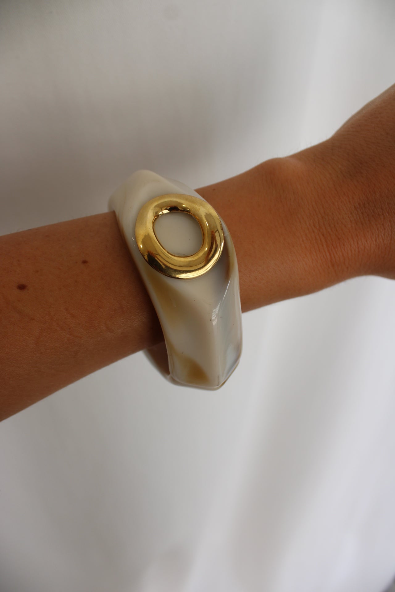 Off-White Bracelet with Gold Detail