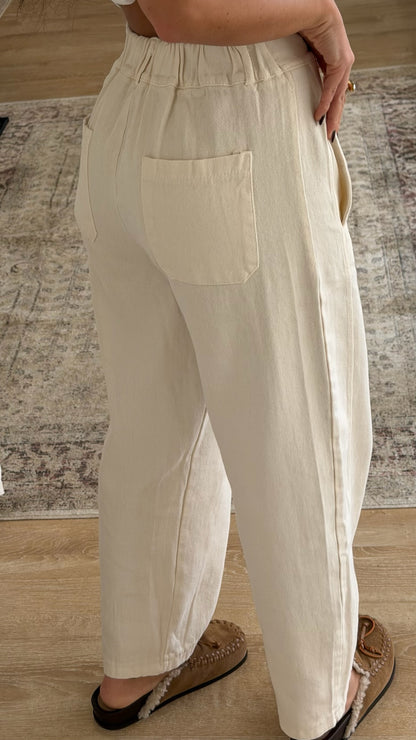 Essential Cream Barrel Jeans