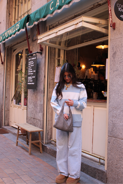 Genuine Leather Shoulder Bag In Grey